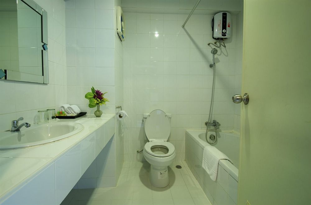 Vista Hotel Chiang Mai - Sha Extra Plus מראה חיצוני תמונה